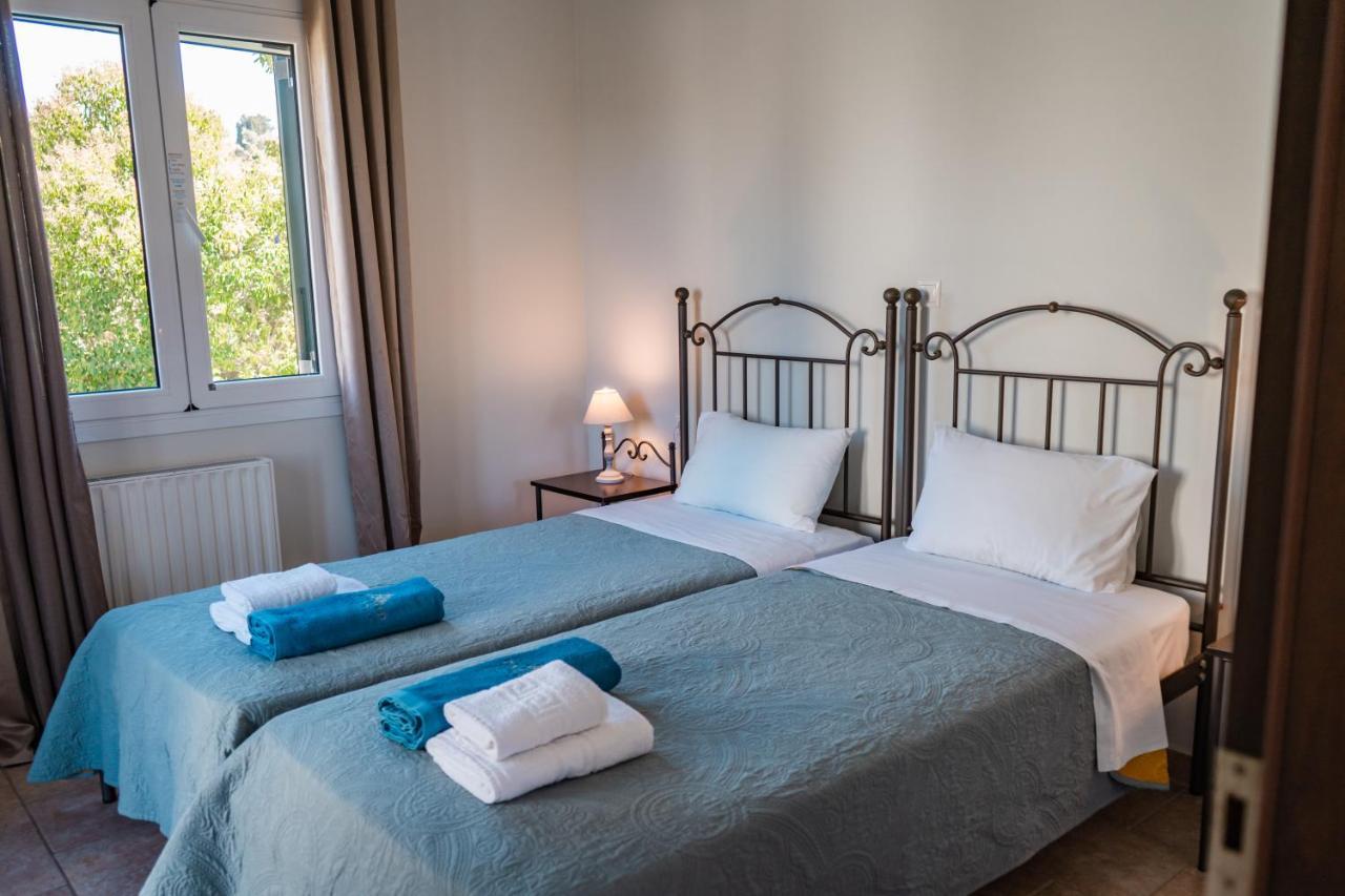 Pyramid City Villas Agios Spyridon  外观 照片