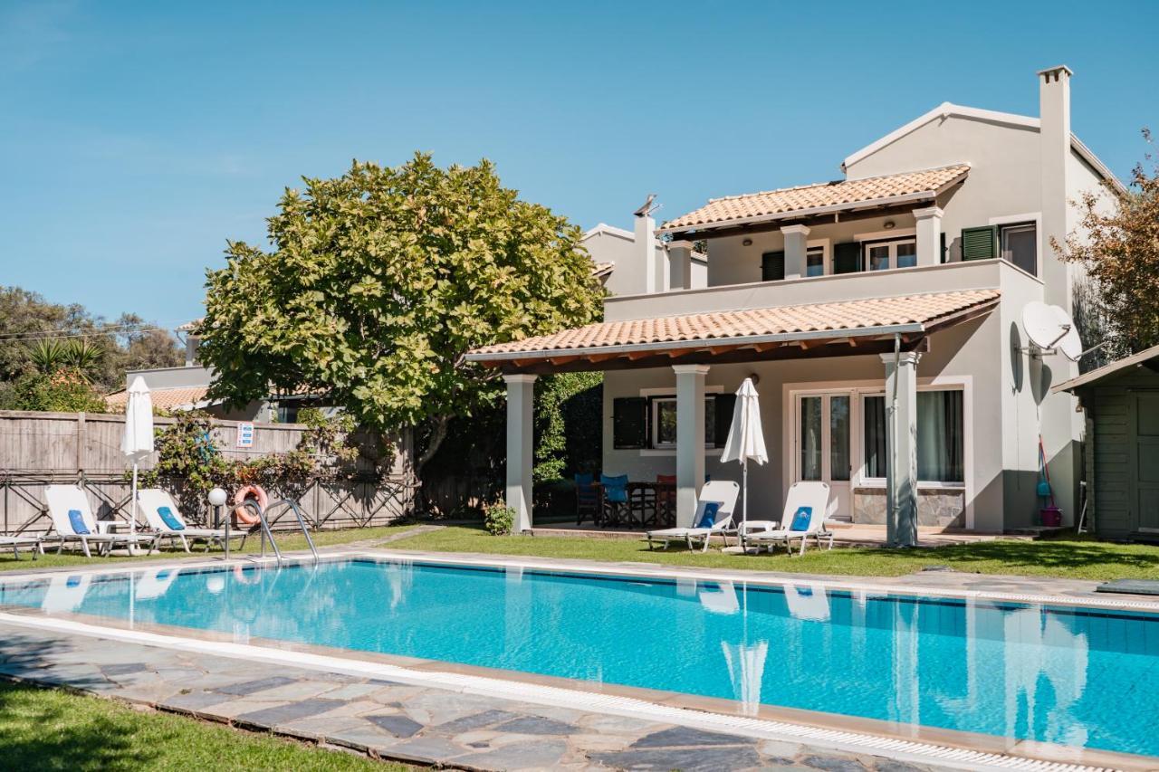 Pyramid City Villas Agios Spyridon  外观 照片
