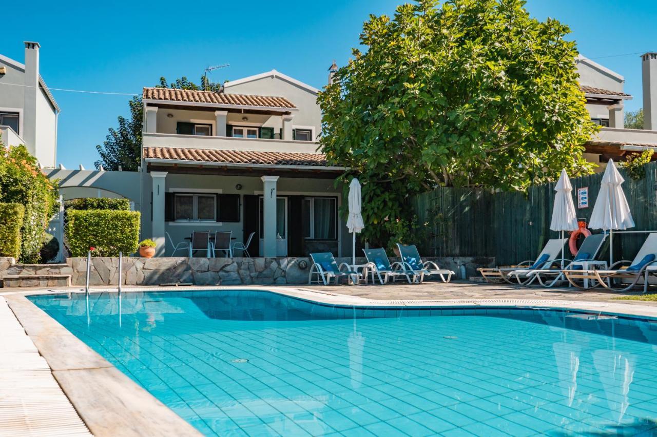 Pyramid City Villas Agios Spyridon  外观 照片